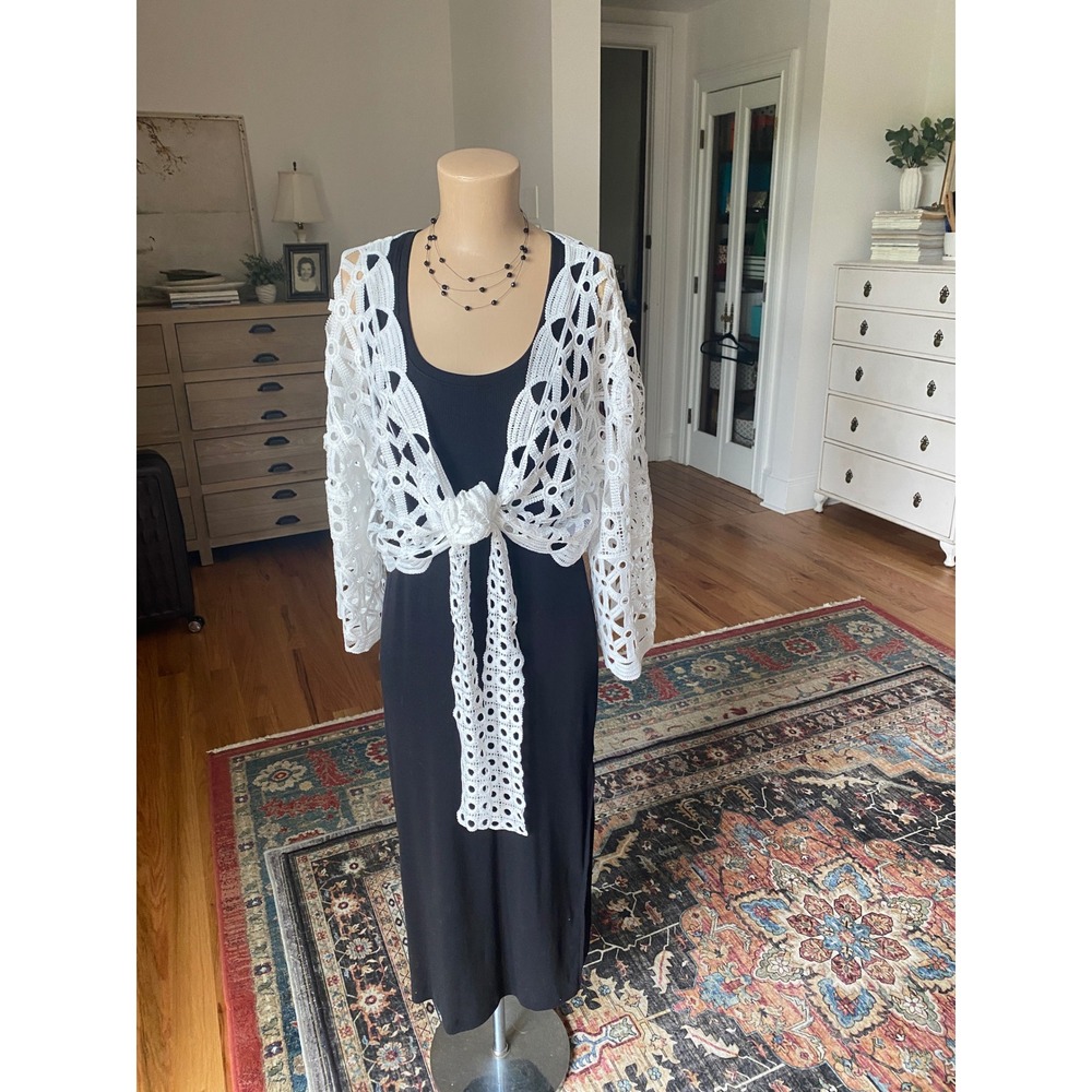 House of Harlow 1960 White Crochet Openwork Shrug